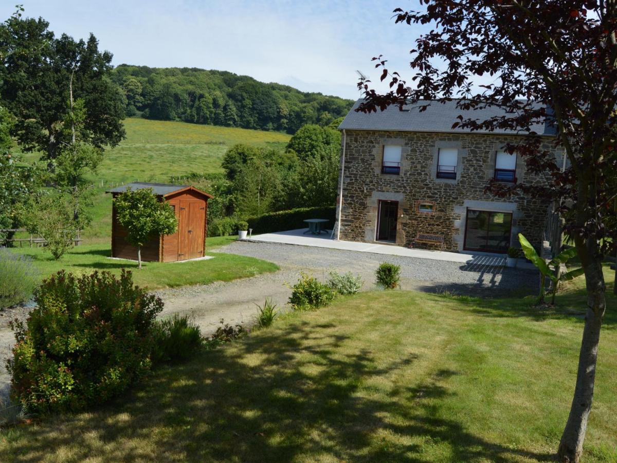 Cosy Chalet With Private Garden In Normandy Isigny-le-Buat Quarto foto