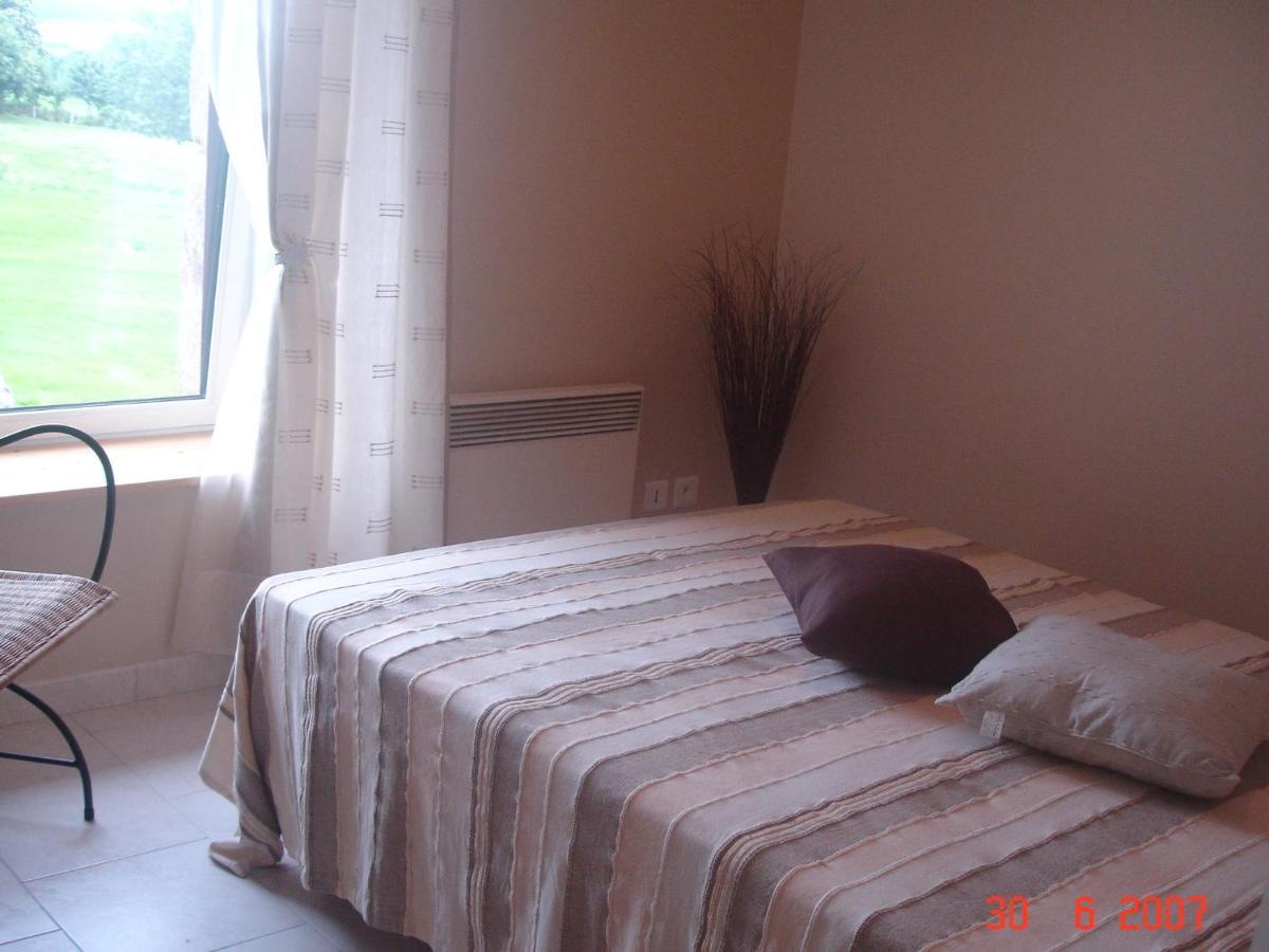 Cosy Chalet With Private Garden In Normandy Isigny-le-Buat Quarto foto